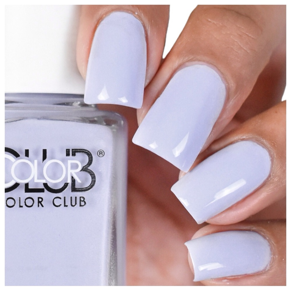 Color Club Làcquer in Holy Chic! (Light Violet) FULL SIZE 15 mL *BNIB!